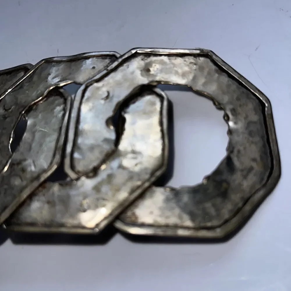 Vintage hammered silver interlocking hexagon‎ circle belt buckle